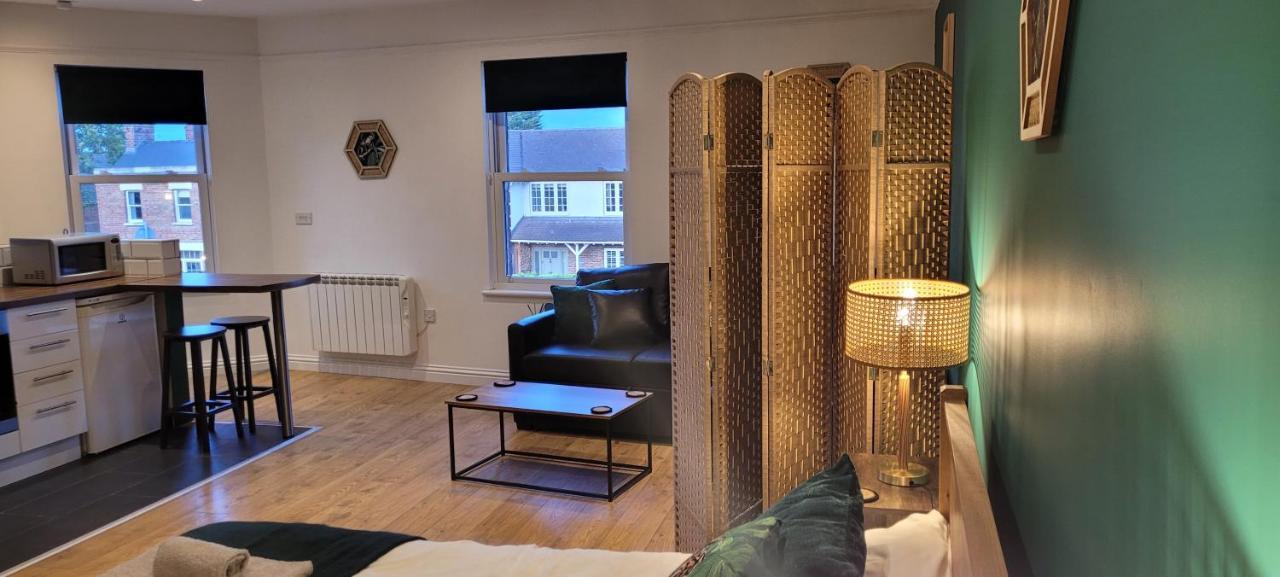Leckhampton Road Apartments - Cheltenham Bagian luar foto