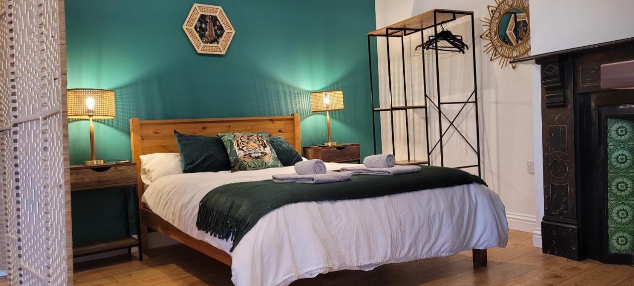 Leckhampton Road Apartments - Cheltenham Bagian luar foto