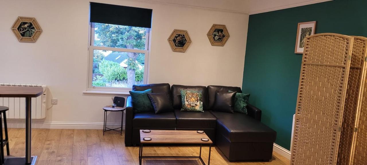 Leckhampton Road Apartments - Cheltenham Bagian luar foto