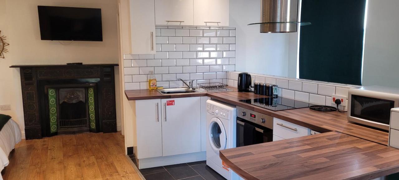 Leckhampton Road Apartments - Cheltenham Bagian luar foto